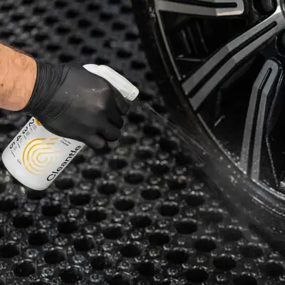 Cleantle Tire Pro Cleaner - Produkt do skutecznego czyszczenia opon 1L